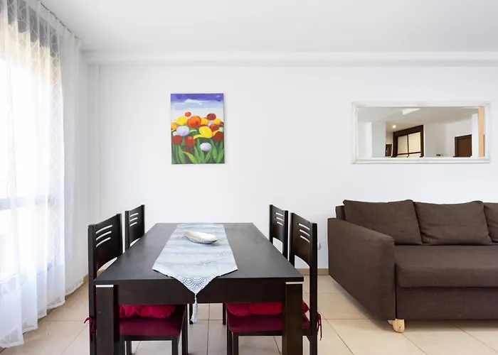 Lucia Dream\'S Apartment